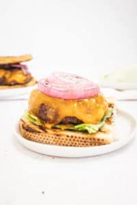 Cheddar and Horseradish Burger