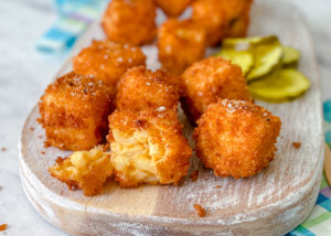 Crispy Fried Mac and Cheese Squares